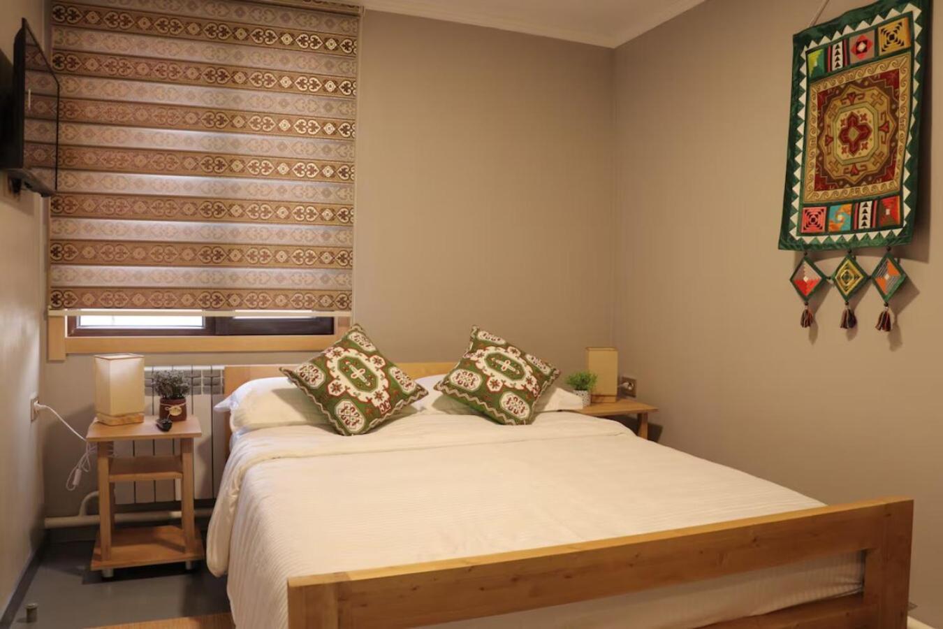 Salamat Hotel Bichkek Extérieur photo