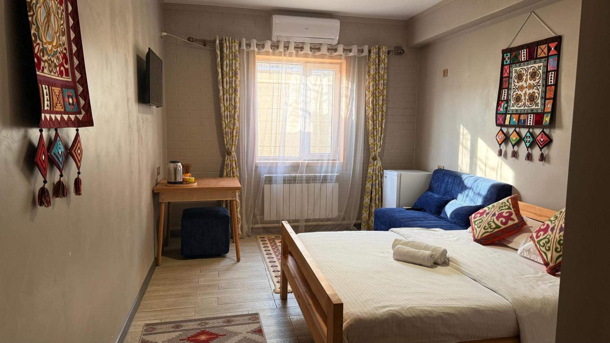 Salamat Hotel Bichkek Extérieur photo