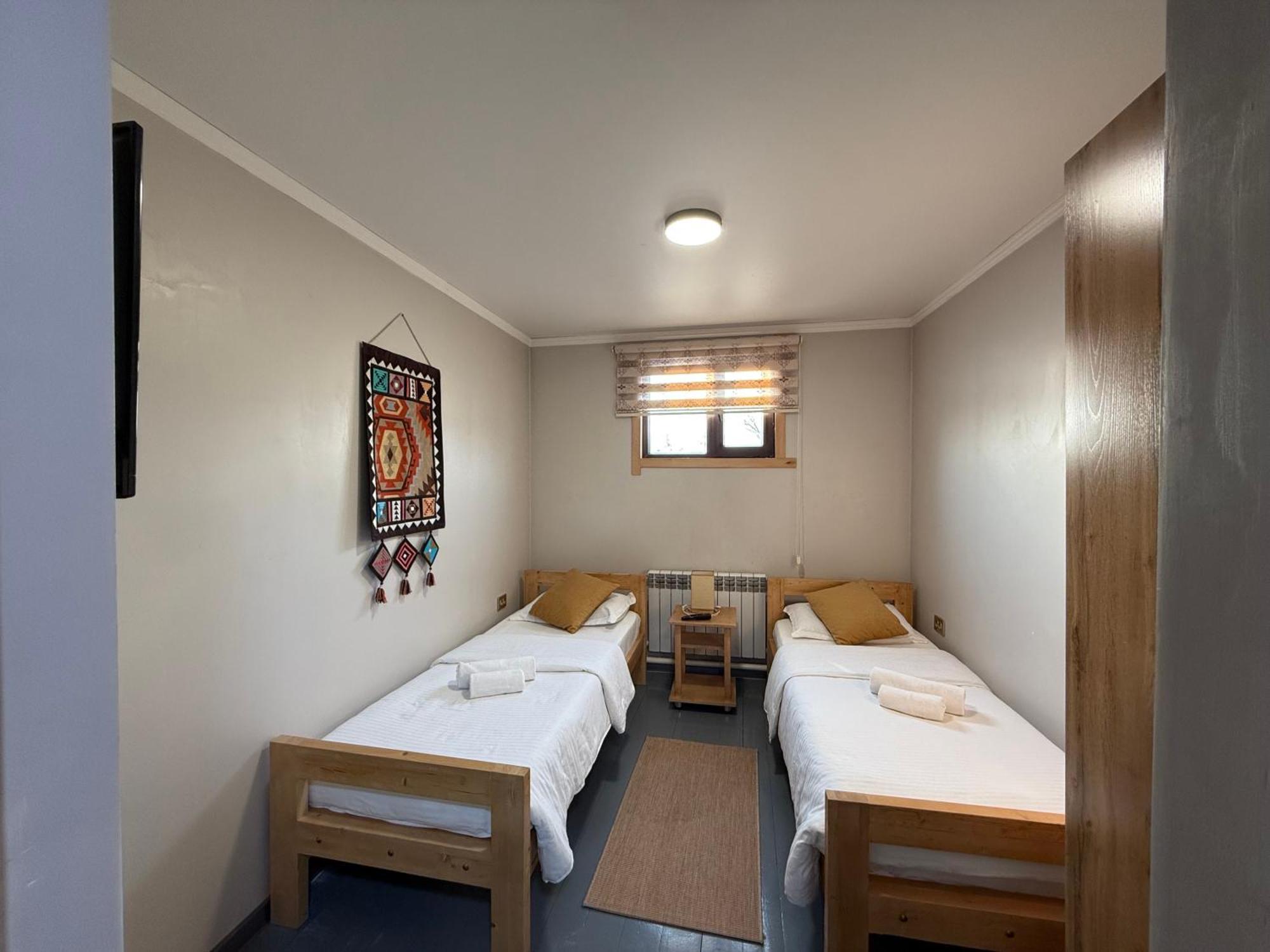 Salamat Hotel Bichkek Extérieur photo